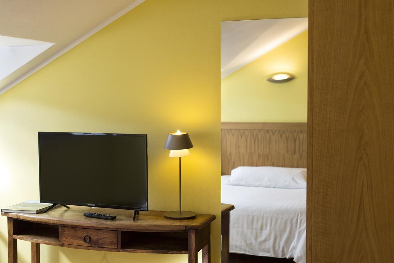 Hotel El Sella Cangas de Onis Exterior photo