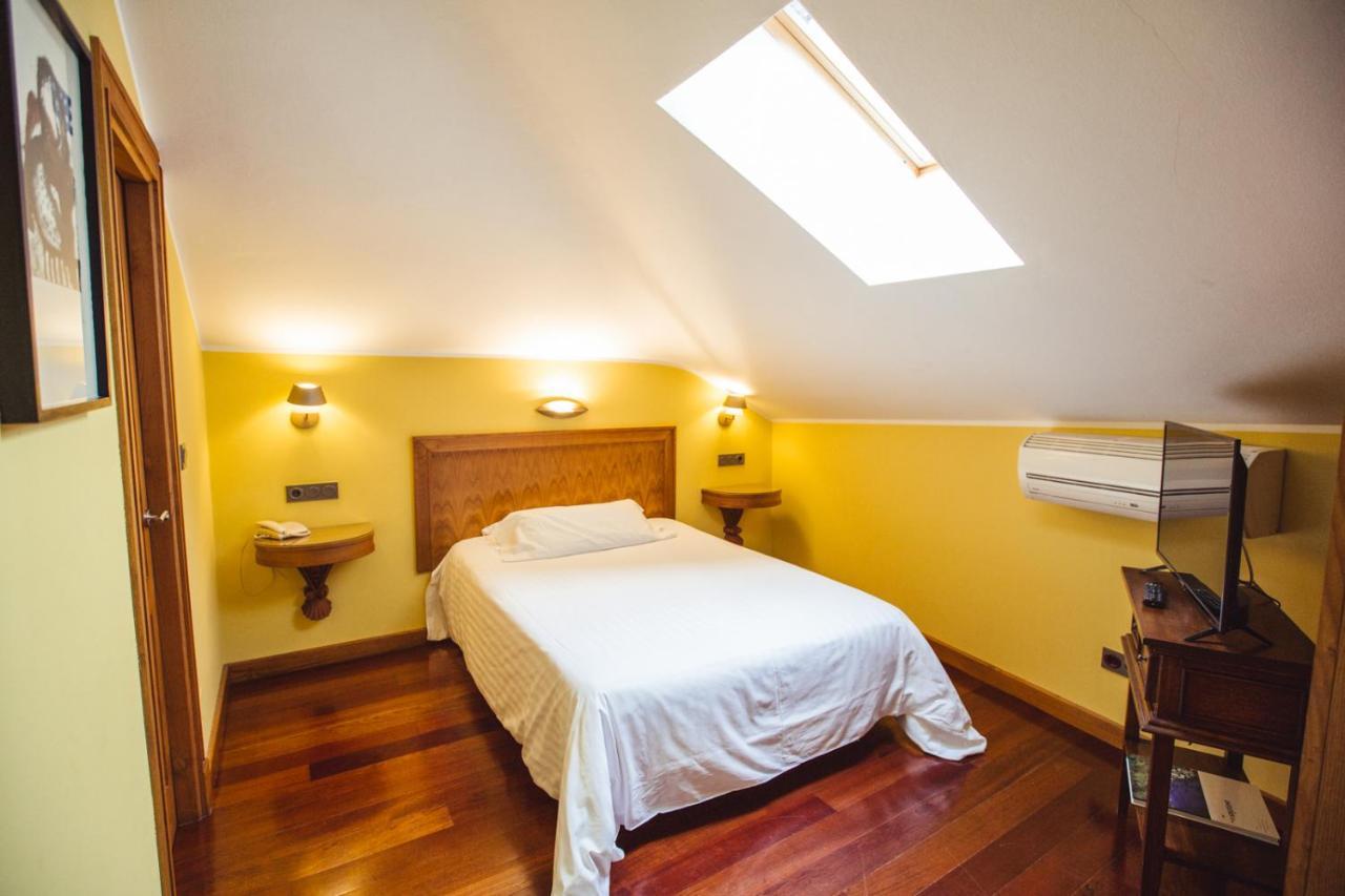 Hotel El Sella Cangas de Onis Exterior photo